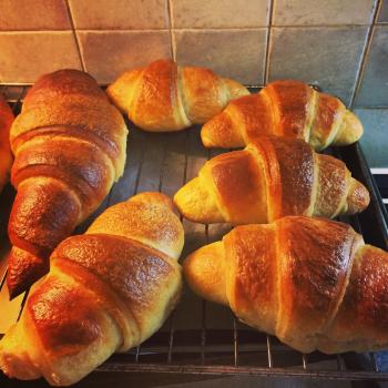 Paddy Croissants, Pizzas first overview